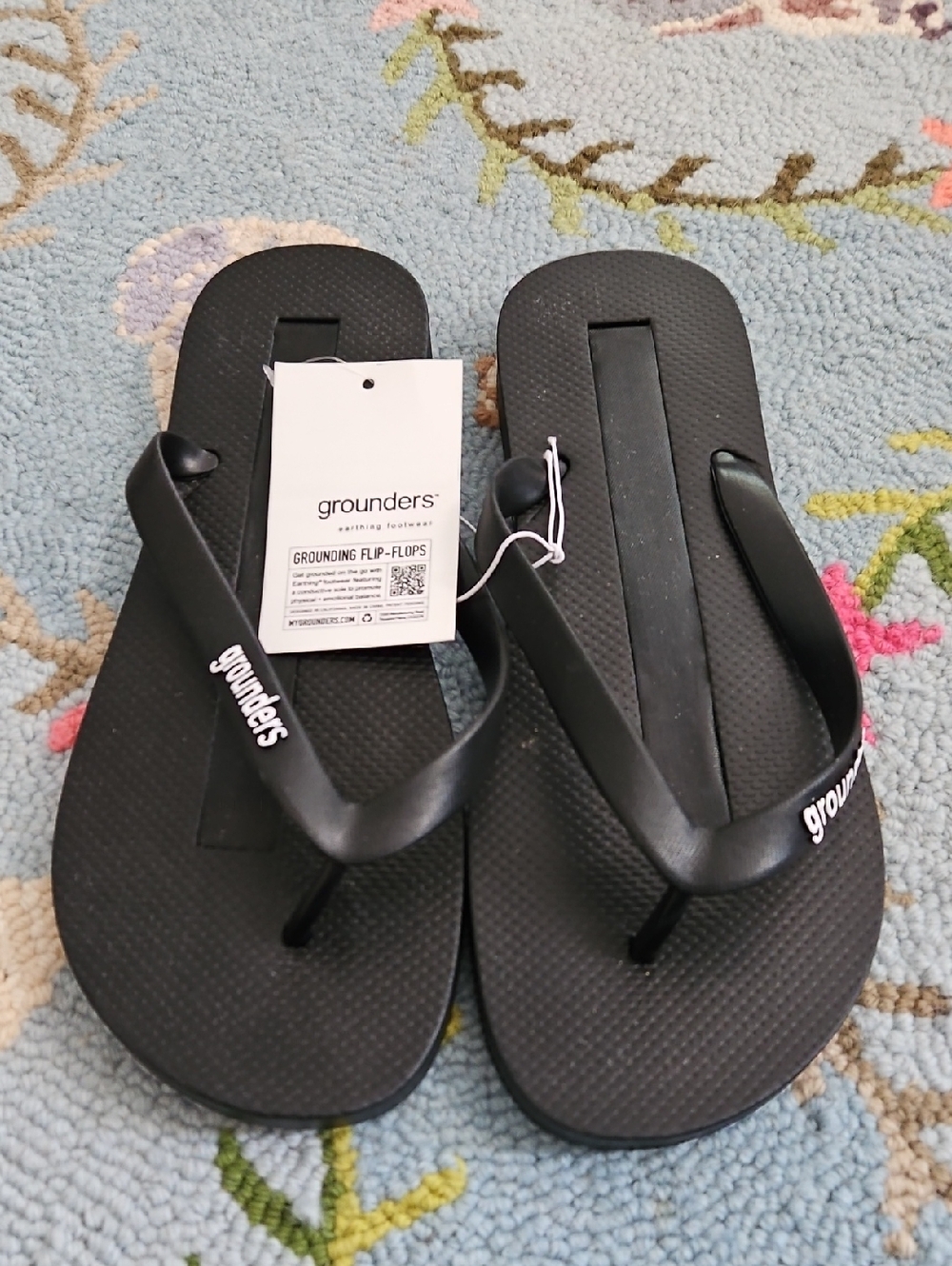 Grounders Men’s Black Grounding Flip-Flops